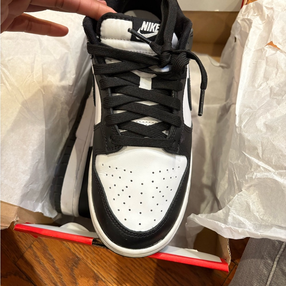 Nike Panda Low Dunks